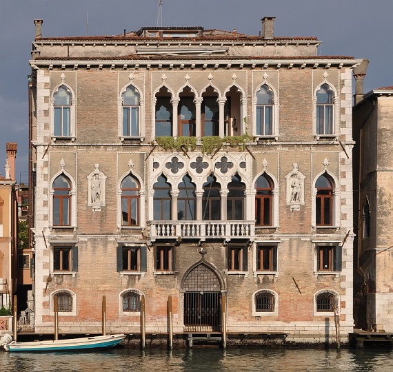 Palazzo Loredan dell’Ambasciatore